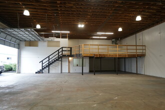 2700 NE Andresen Rd, Vancouver, WA for lease Interior Photo- Image 1 of 4