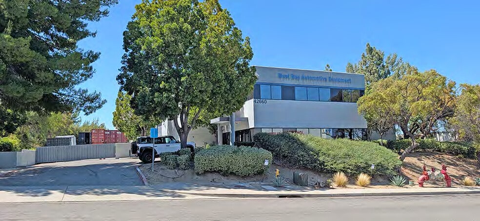 42660 Rio Nedo, Temecula, CA for sale - Building Photo - Image 1 of 23