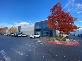 Plus de détails pour 830 SW 34th St, Renton, WA - Industriel à louer
