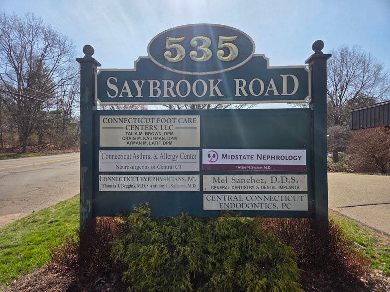 535 Saybrook Rd, Middletown, CT for lease - Building Photo - Image 2 of 7