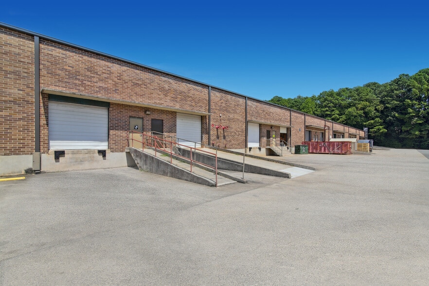 4761 Hugh Howell Rd, Tucker, GA à louer - Photo du bâtiment - Image 3 de 24