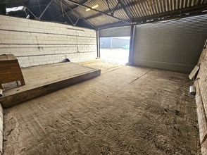 Woodhall Ln, Shenley à louer Photo intérieure- Image 2 de 3