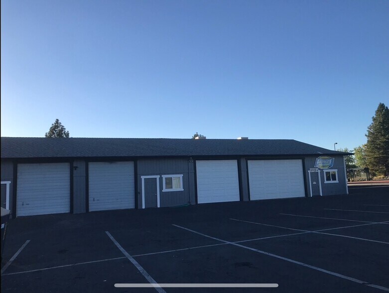 6560 Commerce Way, Diamond Springs, CA à vendre - Photo du bâtiment - Image 2 de 4