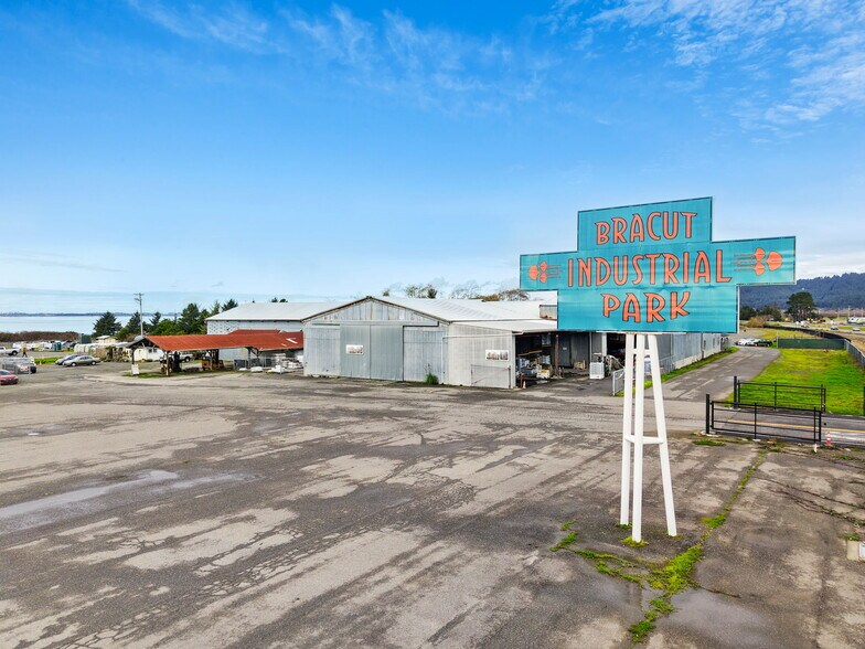 4051-4061 N Highway 101, Eureka, CA à vendre - Photo du bâtiment - Image 2 de 60