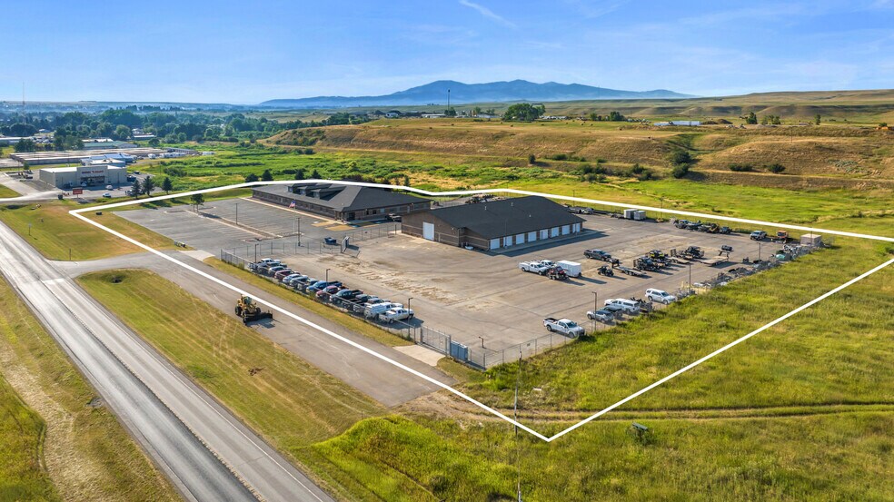 920 NE Main St, Lewistown, MT à vendre - Photo du bâtiment - Image 2 de 26