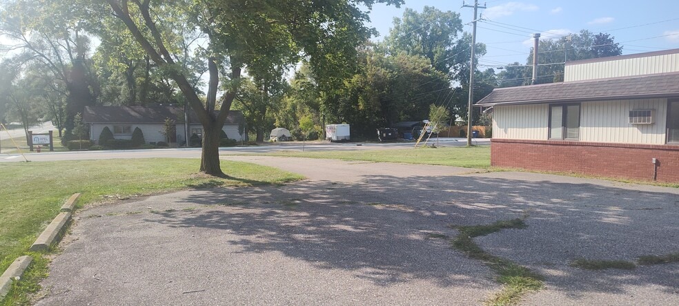 3220 W Auburn Rd, Rochester Hills, MI for sale - Building Photo - Image 3 of 5