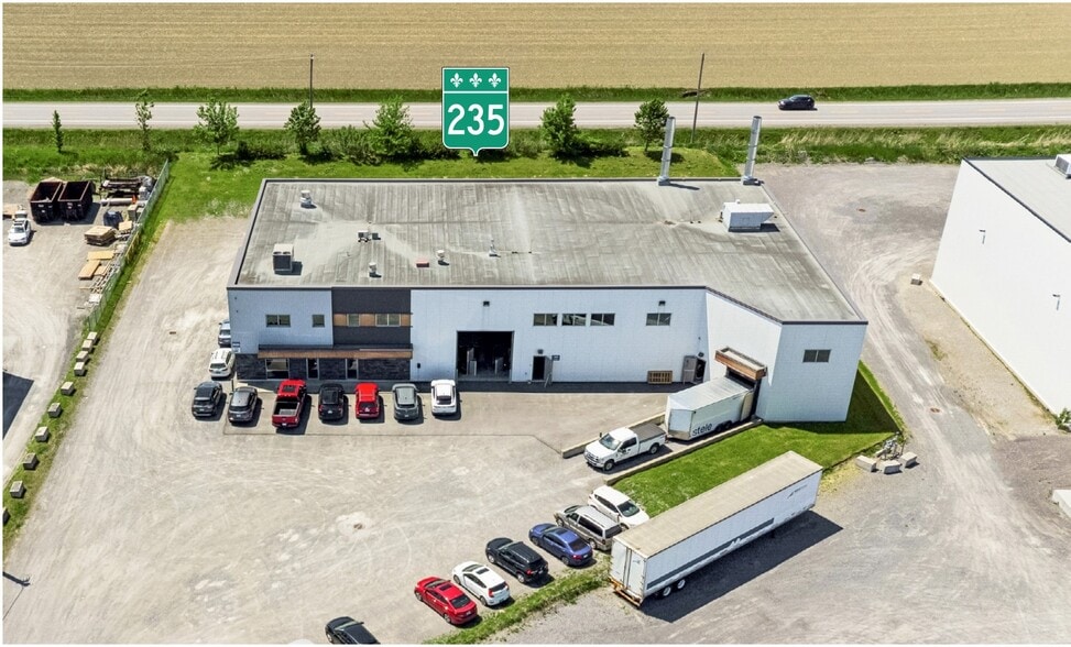 8600 Av Émilien-Letarte, Saint-Hyacinthe, QC à vendre - Photo du bâtiment - Image 3 de 18