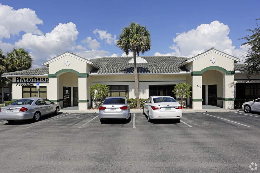1725 Heritage Trl, Naples, FL for lease - Building Photo - Image 2 of 4