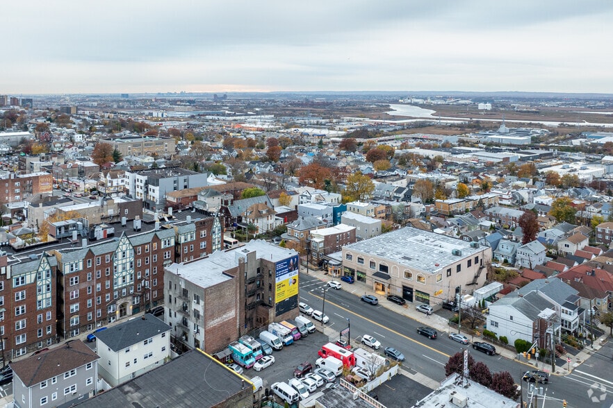 8707 Kennedy Blvd, North Bergen, NJ for lease - Building Photo - Image 3 of 9