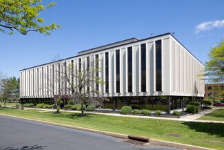 Plus de détails pour 51 Cragwood Rd, South Plainfield, NJ - Bureau, Bureau/Médical à louer