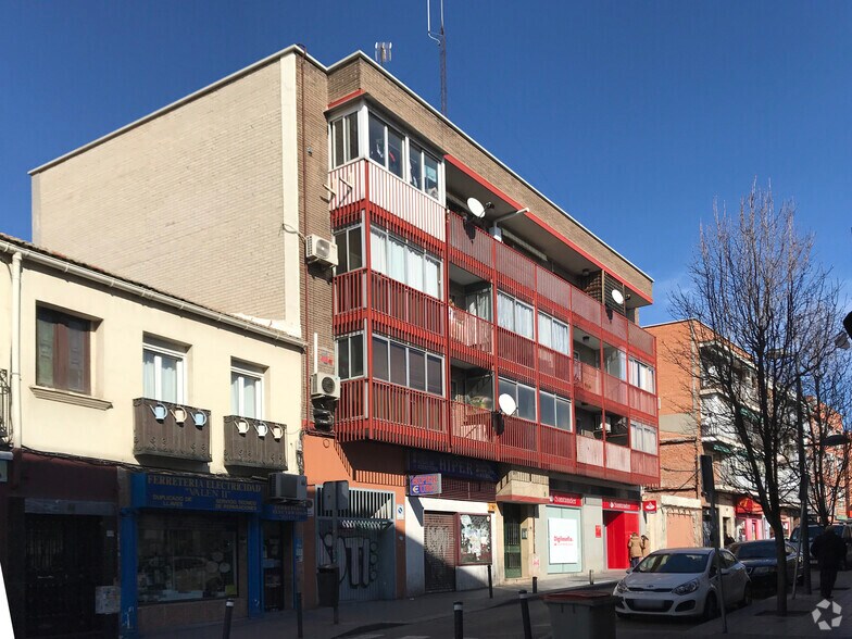 Avenida Peña Prieta, 57, Madrid, Madrid à louer - Photo du bâtiment - Image 2 de 2