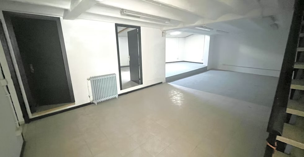 Carrer Rossell, 2, Manlleu, BAR 08560 - Unit Pt 01 - - Interior Photo - Image 2 of 3