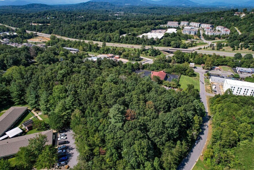 99999 Reynolds Mountain Boulevard, Asheville, NC for sale - Aerial - Image 2 of 7