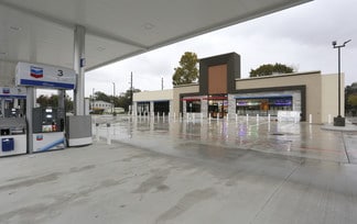Plus de détails pour 914 W Greens Rd, Houston, TX - Commerce de détail à louer