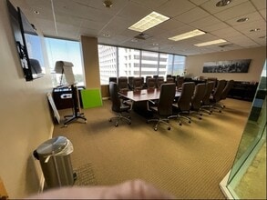 600 N Brand Blvd, Glendale, CA for lease Building Photo- Image 1 of 9