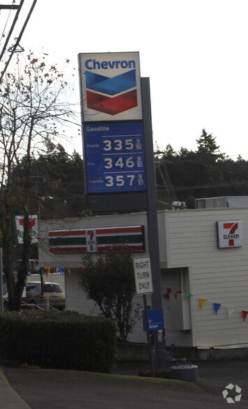 7200 SW Beaverton Hillsdale Hwy, Portland, OR for sale - Building Photo - Image 2 of 5