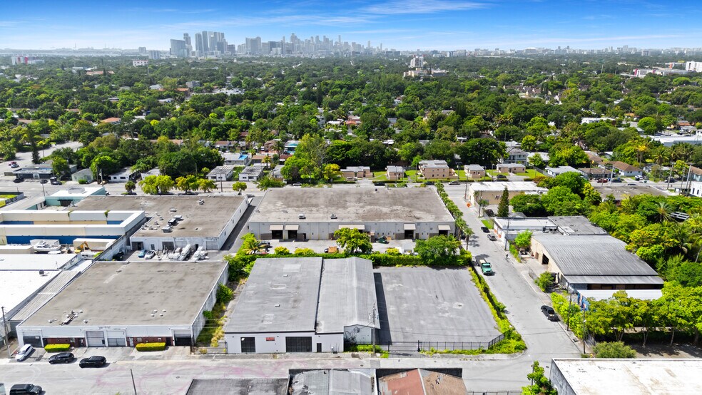 80 NW 72nd St, Miami, FL à louer - Photo du bâtiment - Image 3 de 19
