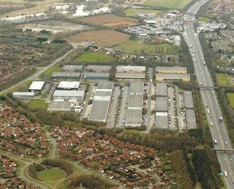 19-21 Tanners Dr, Milton Keynes à louer - Aérien - Image 2 de 4