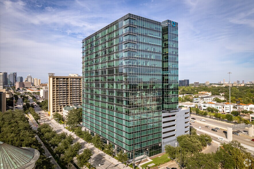 3009 Post Oak Blvd, Houston, TX à louer - Photo du bâtiment - Image 2 de 4
