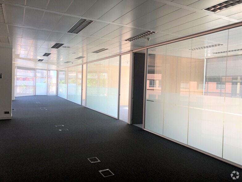 Calle de Anabel Segura, 10, Alcobendas, Madrid for lease - Building Photo - Image 3 of 14