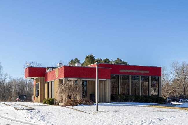 More details for 4451 W Pierson Rd, Flint, MI - Retail for Sale