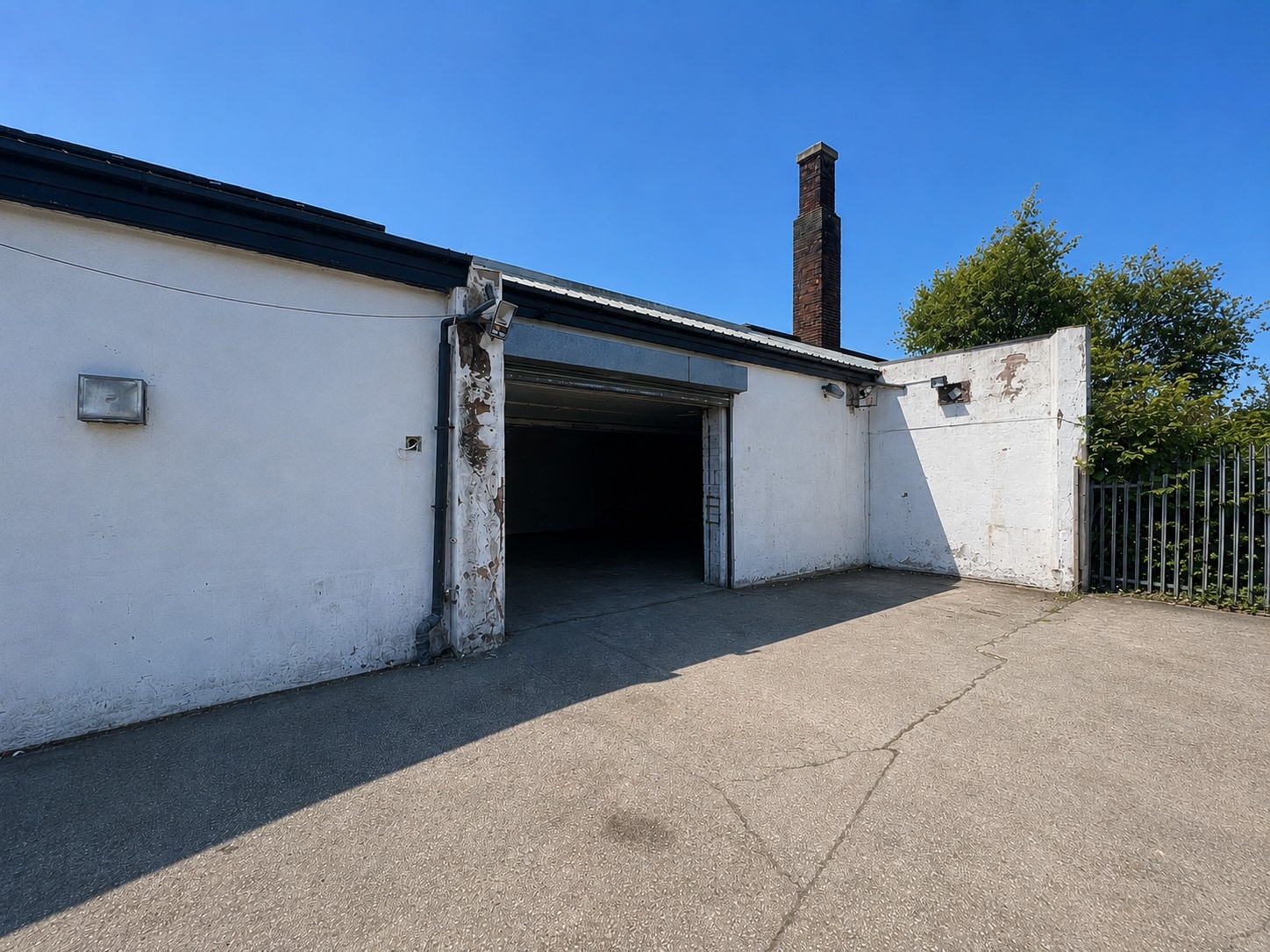 11-17 Sutton Rd, St Helens for lease Building Photo- Image 1 of 1