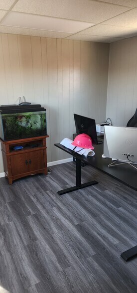 4835 Rio Linda Blvd, Sacramento, CA à louer - Photo du bâtiment - Image 3 de 15