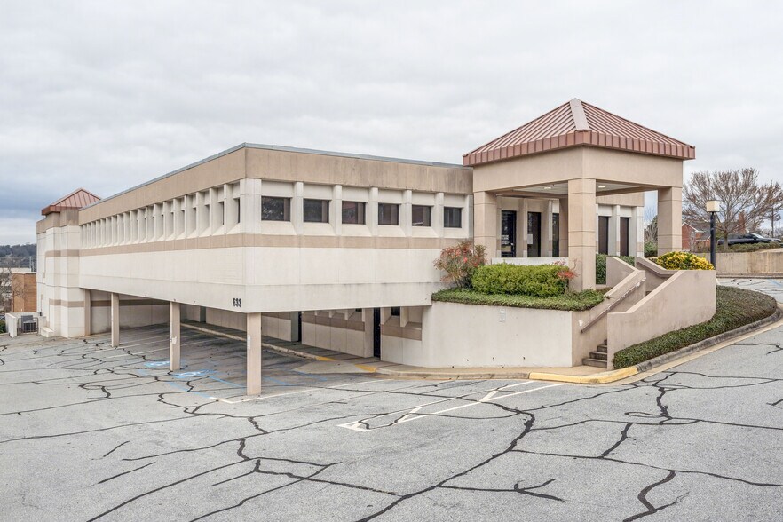 633 19th St, Columbus, GA à louer - Photo du bâtiment - Image 1 de 4