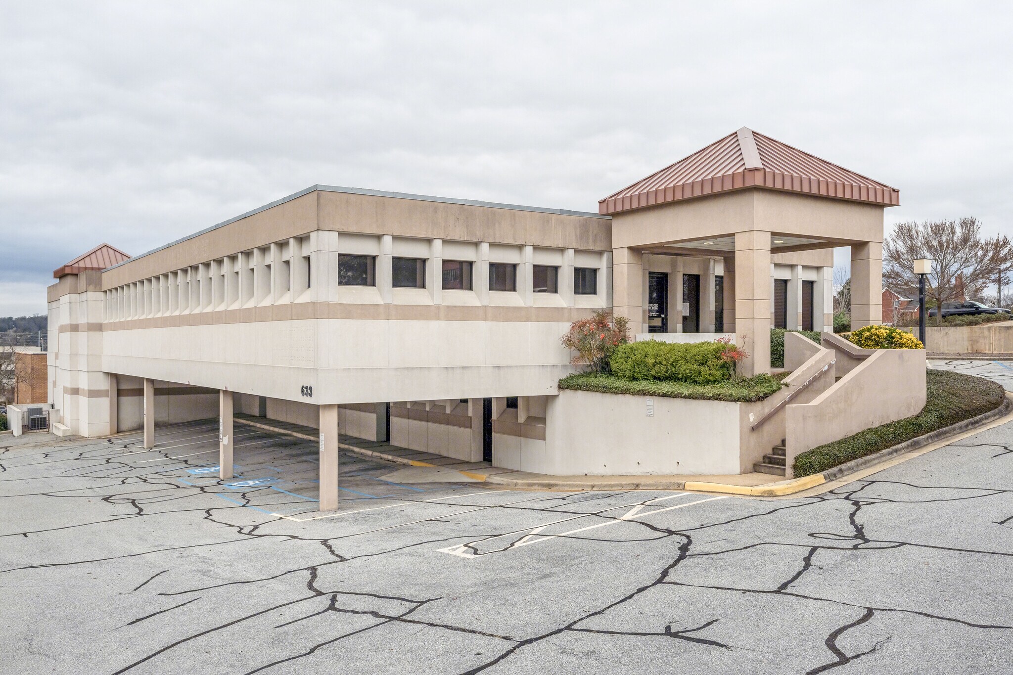 633 19th St, Columbus, GA à louer Photo du bâtiment- Image 1 de 5