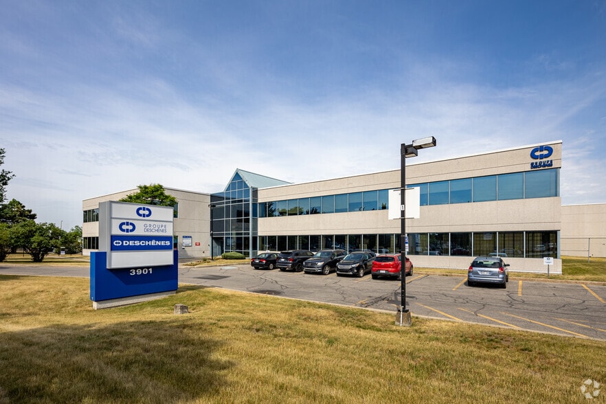 3901 Rue Jarry E, Montréal, QC à vendre - Photo du bâtiment - Image 1 de 1