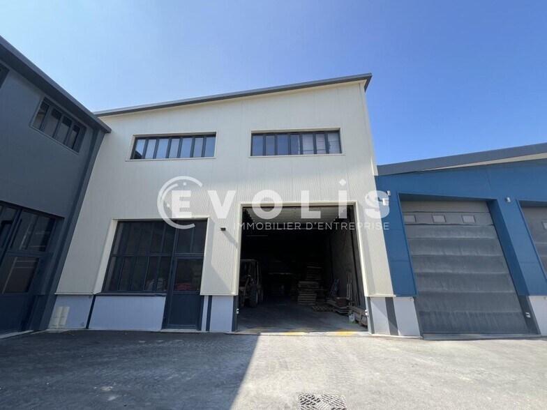 Flex dans Montfermeil à louer - Photo du bâtiment - Image 2 de 14