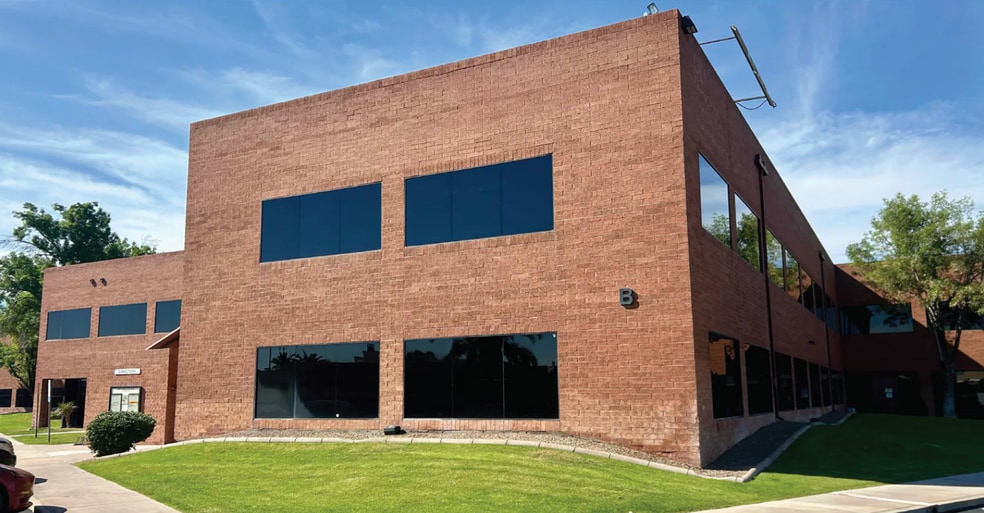 1255 W Baseline Rd, Mesa, AZ à louer - Photo du bâtiment - Image 1 de 16