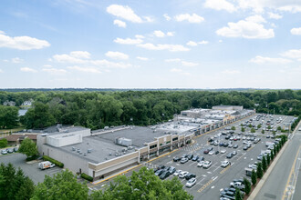 249-315 Pascack Rd, Township Of Washington, NJ - Aérien  Vue de la carte