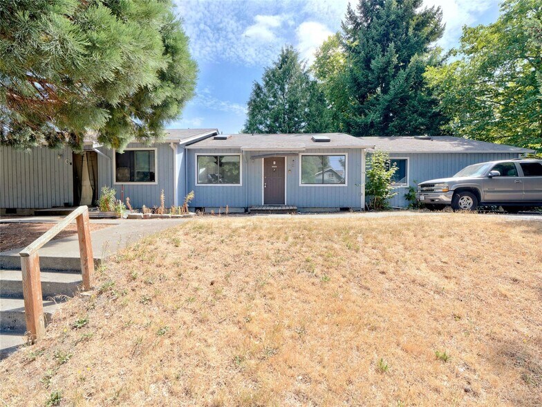 201 E 36th St, Tacoma, WA à vendre - Photo principale - Image 1 de 17