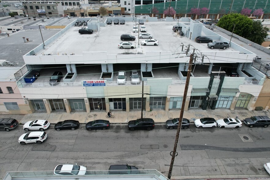 750 E 14th St, Los Angeles, CA for lease - Building Photo - Image 2 of 8