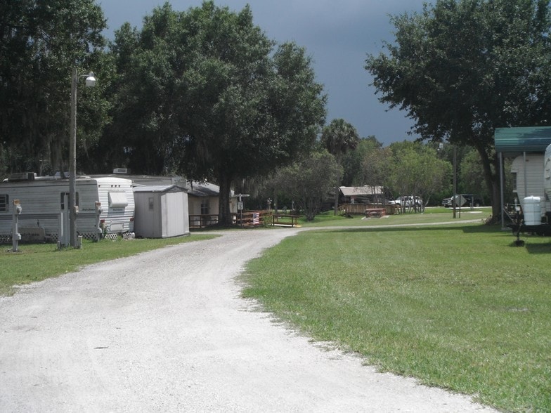 937 Sabal Palm Dr, Zolfo Springs, FL for sale - Building Photo - Image 3 of 11