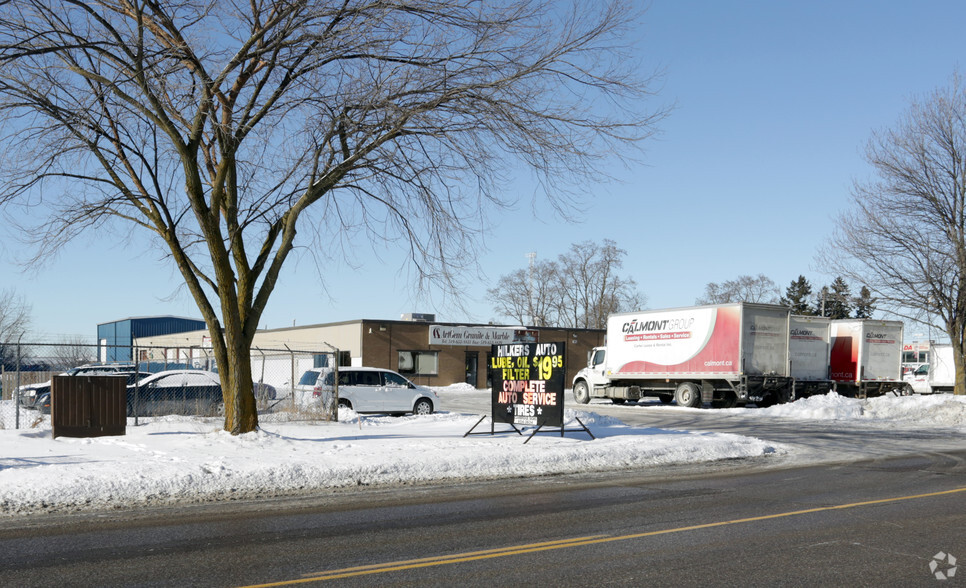 550 Industrial Rd, Cambridge, ON à louer - Photo du bâtiment - Image 2 de 5