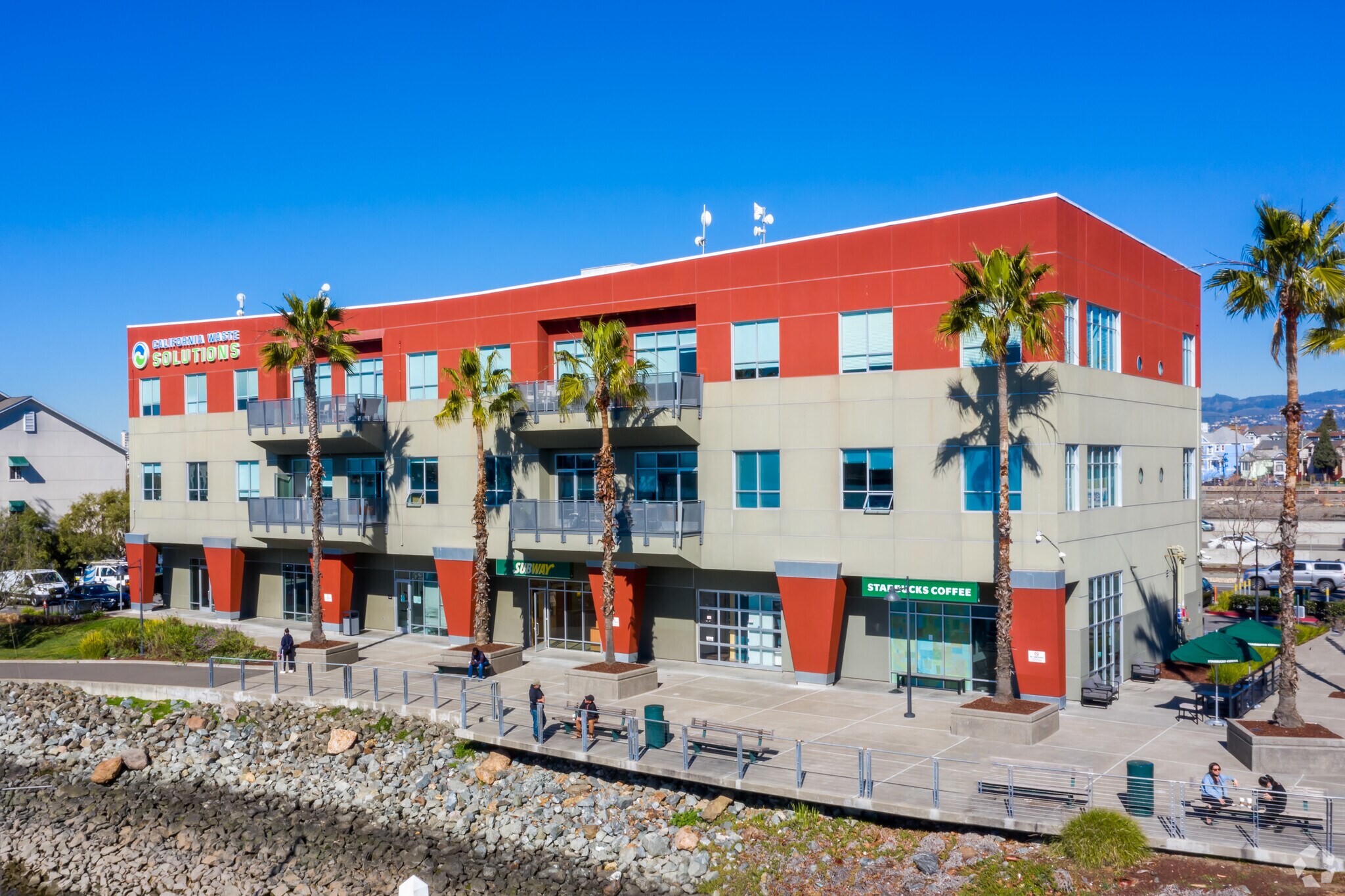 1211 Embarcadero, Oakland, CA for lease Primary Photo- Image 1 of 7