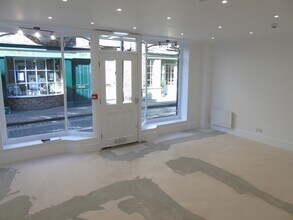 4 Grape Ln, York à louer Photo intérieure- Image 1 de 1