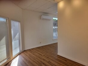 737 Pearl St, La Jolla, CA for lease Building Photo- Image 2 of 8