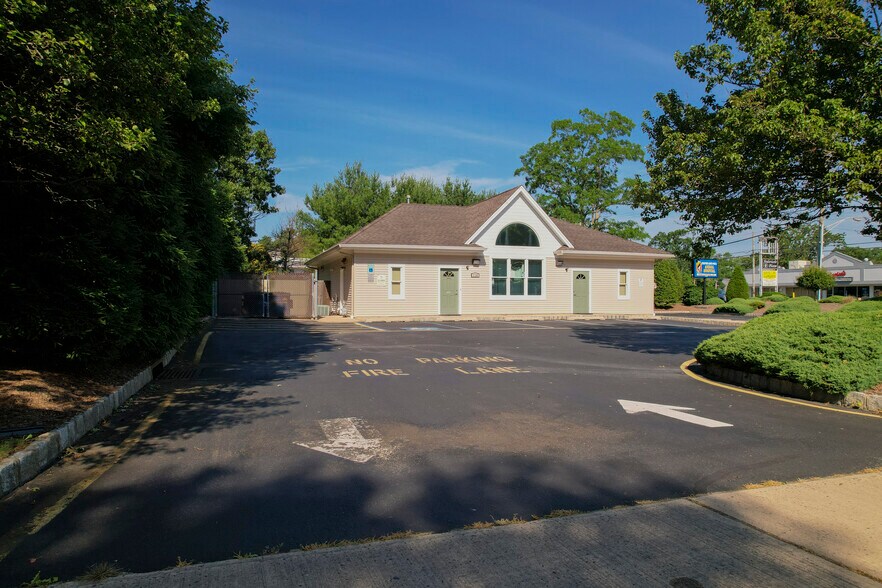 2135 Rt-88, Brick, NJ à vendre - Photo du bâtiment - Image 2 de 11