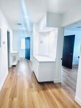 18821 Delaware St, Huntington Beach, CA à louer Photo intérieure- Image 1 de 14