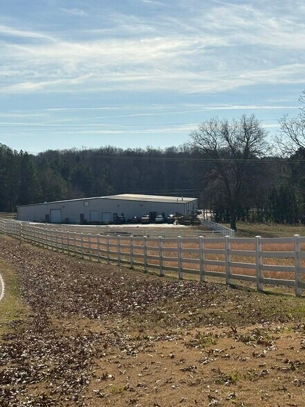 60 S Mountain Dr, Decatur, AL à vendre - Photo du bâtiment - Image 2 de 10