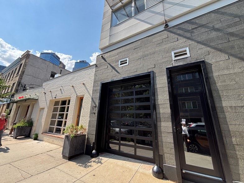 41 Box St, Brooklyn, NY for lease - Building Photo - Image 1 of 4