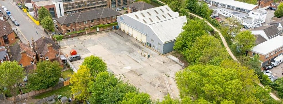 Leas Rd, Guildford for sale - Building Photo - Image 2 of 7