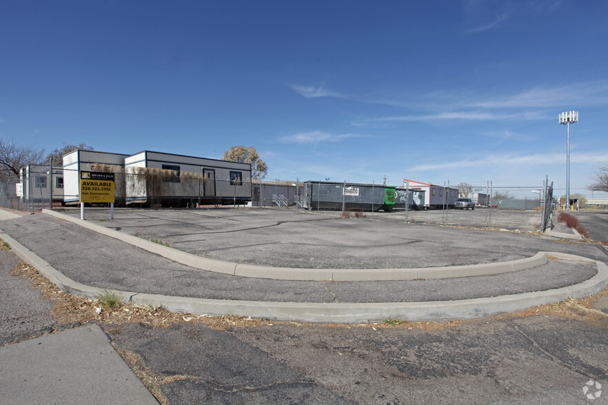 3480 S Broadmont Dr, Tucson, AZ for lease - Primary Photo - Image 1 of 4