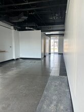 3959 N Steele Blvd, Fayetteville, AR for lease Interior Photo- Image 2 of 3