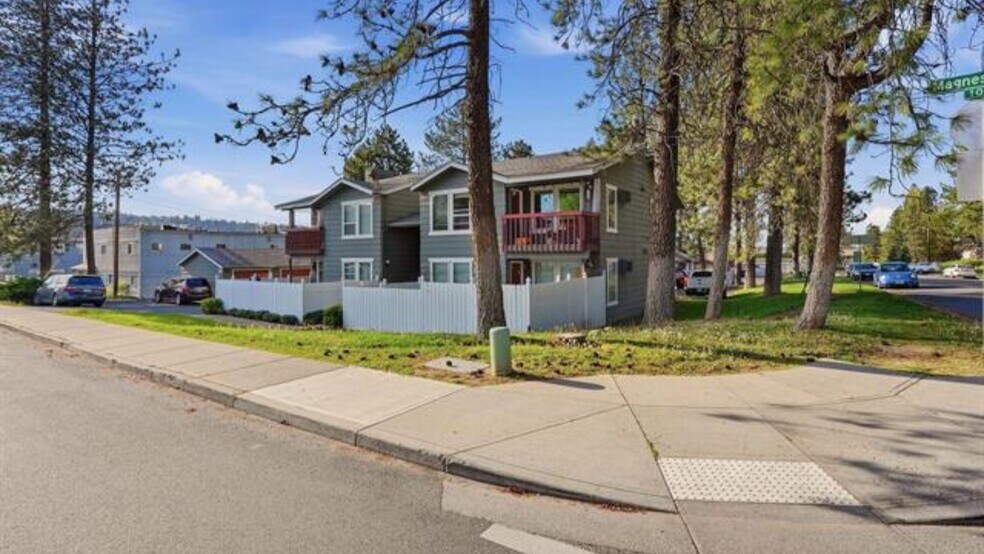 North Spokane Investment Portfolio portefeuille de 4 propriétés à vendre sur LoopNet.ca - Photo du bâtiment - Image 2 de 19