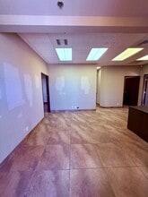 73929 Larrea St, Palm Desert, CA for lease Interior Photo- Image 1 of 11