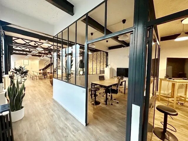 100 Rue De La Folie-Méricourt, Paris for lease - Interior Photo - Image 2 of 30